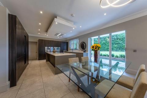 5 bedroom detached house for sale, A great opportunity to create 5/6 Bedrooms