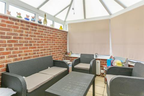 18 Syke Road, Nottingham, NG5 9BJ