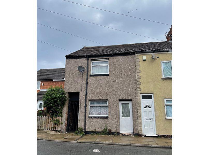 129 Harold Street, Grimsby, DN32 7NQ 3 bed end of terrace house £42,000