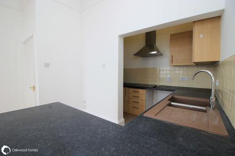 2 bedroom apartment to rent, Victoria Parade, Ramsgate