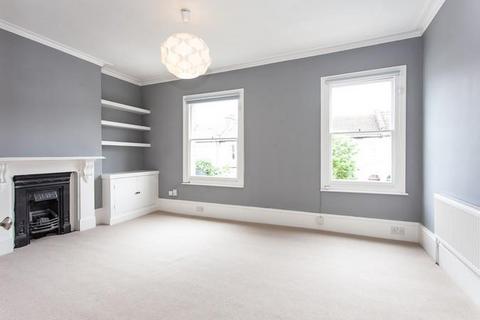 3 bedroom flat to rent, Hadyn Park Road, Askew Village, Shepherds Bush, London, W12