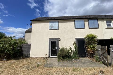 38 Bowden Close, Feltham, TW14 8SE