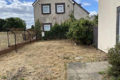 38 Bowden Close, Feltham, TW14 8SE