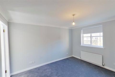 3 bedroom flat to rent, Russell Gardens, Edinburgh, EH12