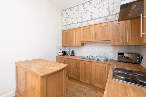 1 bedroom flat to rent, East Fountainbridge, Edinburgh, EH3