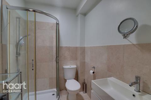 4 Ferguson Avenue, Romford, RM2 6RB