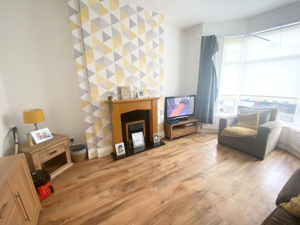 Pollard Street, Lawe Top, South Shields, Tyne and Wear, NE33 2DP 3 bed