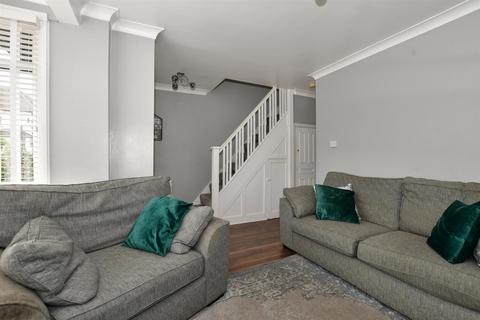 72 Glenthorne Close, Sutton, SM3 9NN