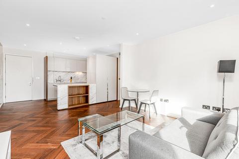 1 bedroom apartment to rent, Ambassador Building, Embassy Gardens, London, SW11