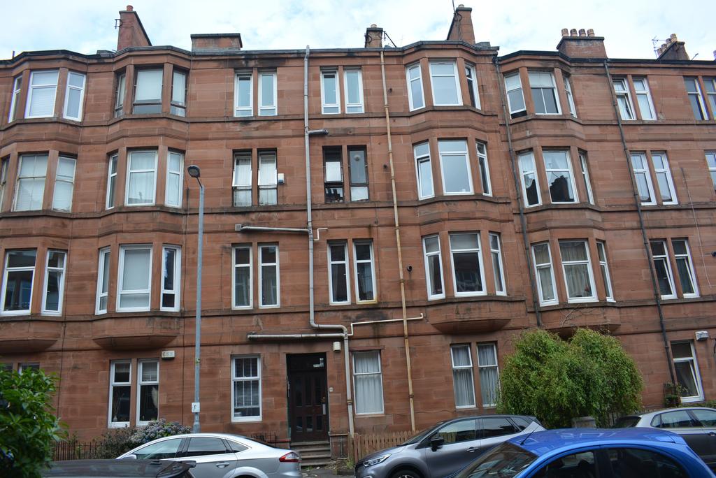 3/2 8 Fairlie Park Drive, GLASGOW... 1 bed flat £129,000