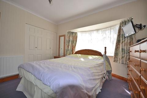 8 Beardsmore Grove, Hucknall, Nottingham, NG15 8AW