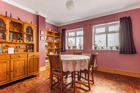 32 Audley Way, Ascot, SL5 8EF