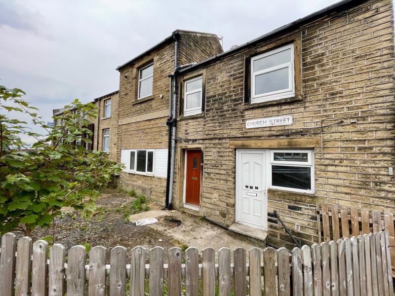 Church Street, Paddock, Huddersfield, HD1 4UL 3 bed end of terrace