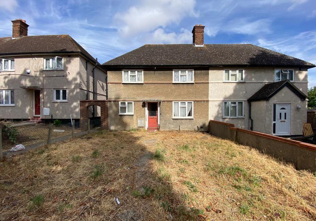 61 Bursland, Letchworth Garden City... 3 bed semidetached house £25,000