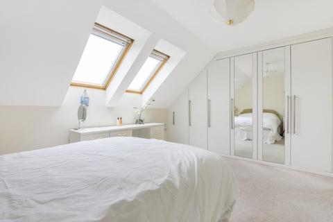 58 Corbetts Way, Thame, OX9 2FN
