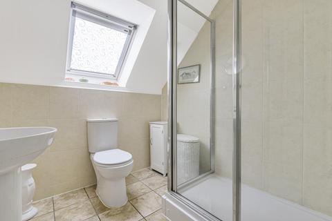 58 Corbetts Way, Thame, OX9 2FN