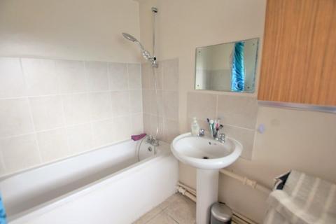 1 bedroom apartment for sale, Firs House, Wood Green, London, N22