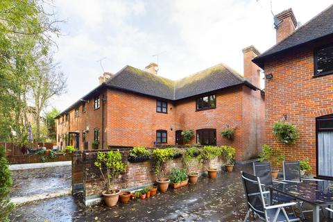 2 bedroom apartment for sale - Springwater Mill, Bassetsbury Lane, High Wycombe, Buckinghamshire