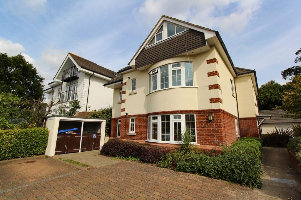 Ardmore Road, Ashley Cross 2 bed apartment £1,200 pcm (£277 pw)