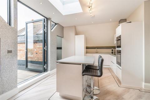 3 bedroom penthouse for sale - Willow Road Bournville, Birmingham, B30