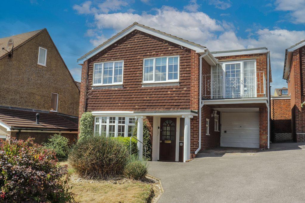 Mill Close, Strood, Rochester ME2 3DA 4 bed detached house £425,000