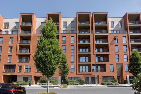 Lismore Boulevard, Colindale Gardens, Colindale, NW9