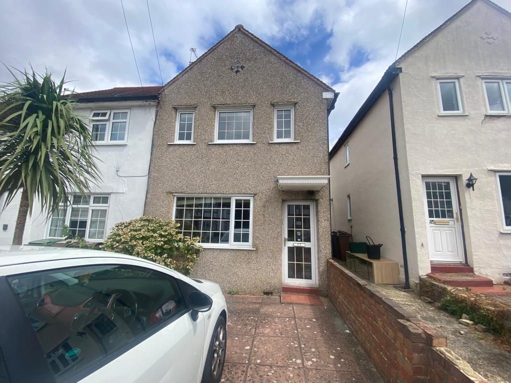 Alberta Avenue, Sutton, Surrey 2 bed end of terrace house for sale £