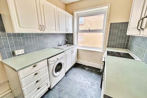 2 bedroom flat for sale, Pokesdown