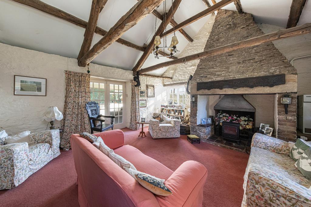 The Old Hedley on the Hill... 4 bed character property £400,000
