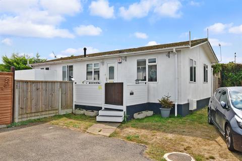 2 bedroom park home for sale - Manston Court Road, Margate, Kent