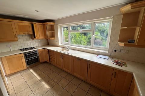 16 Meadow Brook Road, Birmingham, B31 1NE