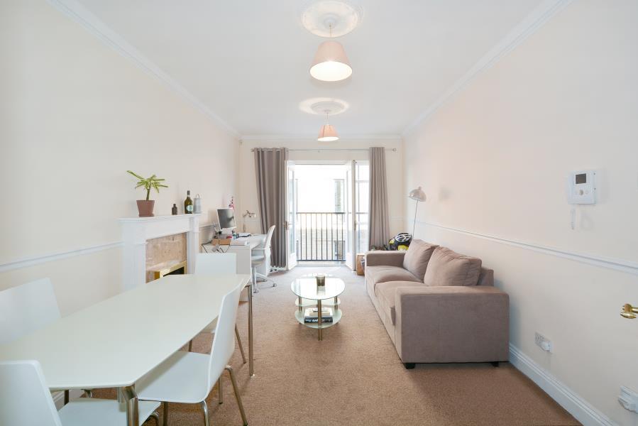 Leathermarket Court Borough SE1 2 bed flat £600,000