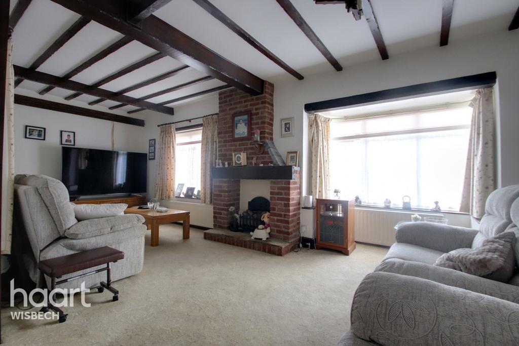 Matmore Gate, Spalding 6 bed bungalow £330,000