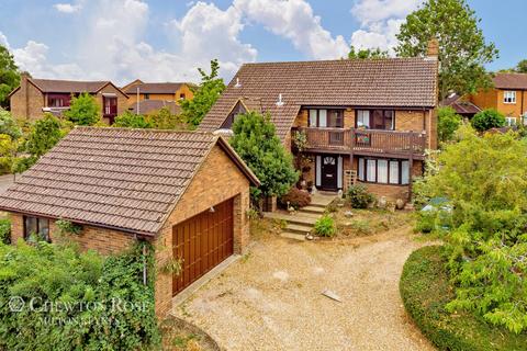54 Gatcombe, Great Holm, Milton Keynes, MK8 9ET