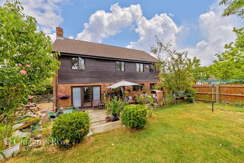 54 Gatcombe, Great Holm, Milton Keynes, MK8 9ET