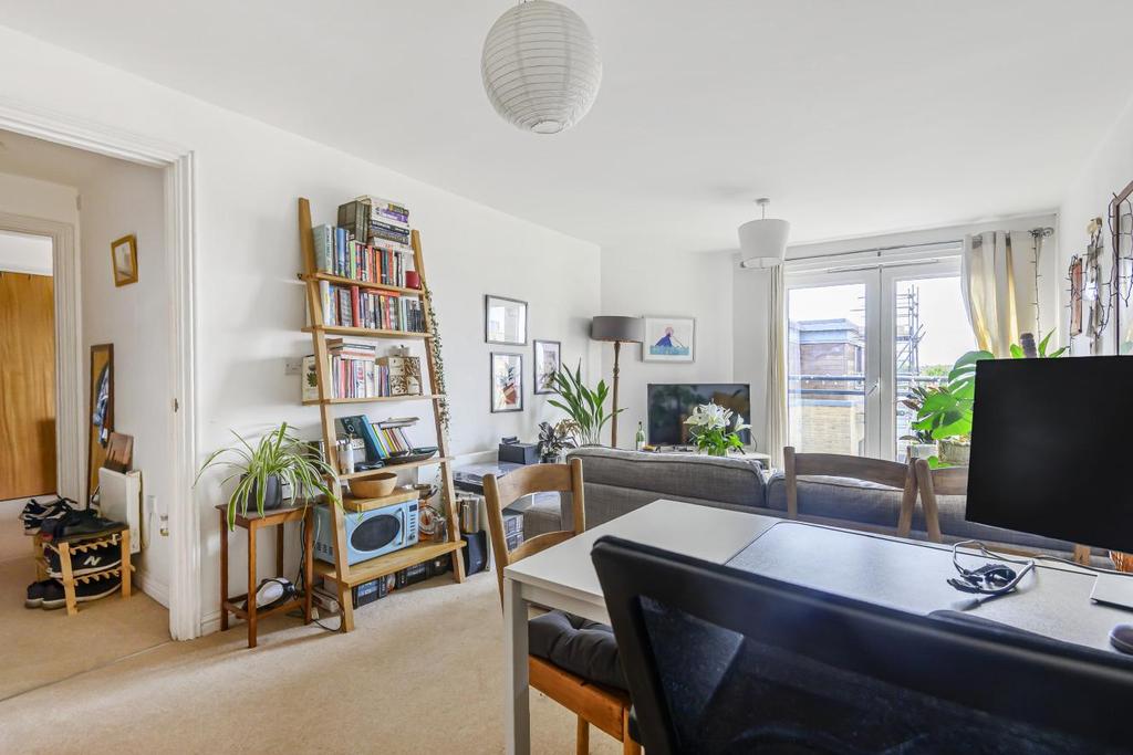 Effra Parade, Brixton 1 bed flat for sale £300,000