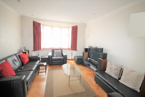 28 Candover Close, Harmondsworth, West Drayton, UB7 0BD