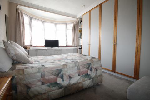 28 Candover Close, Harmondsworth, West Drayton, UB7 0BD