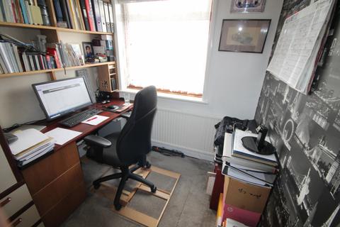 28 Candover Close, Harmondsworth, West Drayton, UB7 0BD