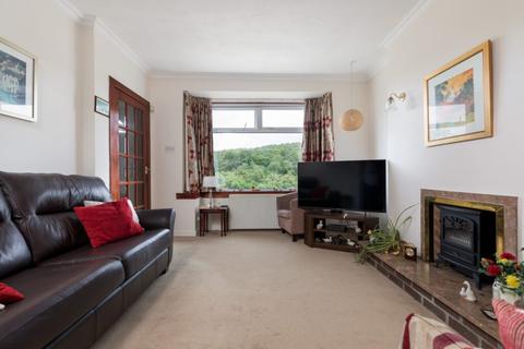 10 Moray Drive, Clarkston, Glasgow, G76 8NW