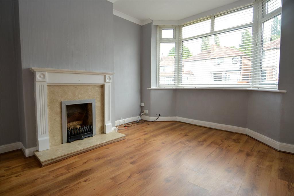 Thurlestone Road, Longbridge, Birmingham, B31 2 bed end of terrace