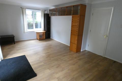 3 bedroom flat to rent, Kent Wharf, Laburnum Street, London E2