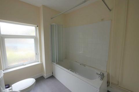 2 bedroom terraced house to rent, Grimwade Street, Ipswich