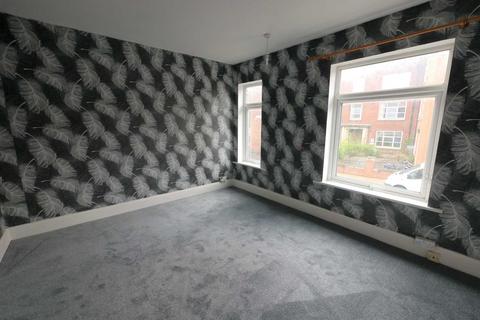 2 bedroom terraced house to rent, Grimwade Street, Ipswich