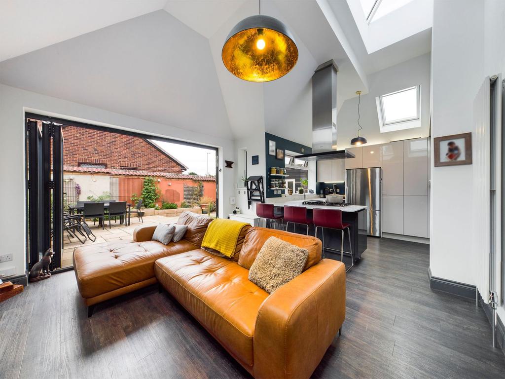 Kitchen/living area