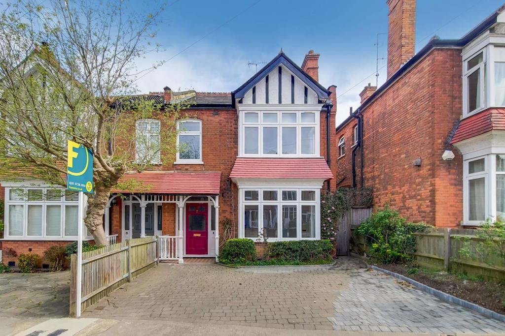 Whitehall Road, Harrow, HA1 4 bed semidetached house £10,833 pcm (£