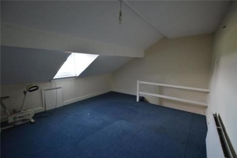 63 Sydenham Place, Bradford, BD3 0LA