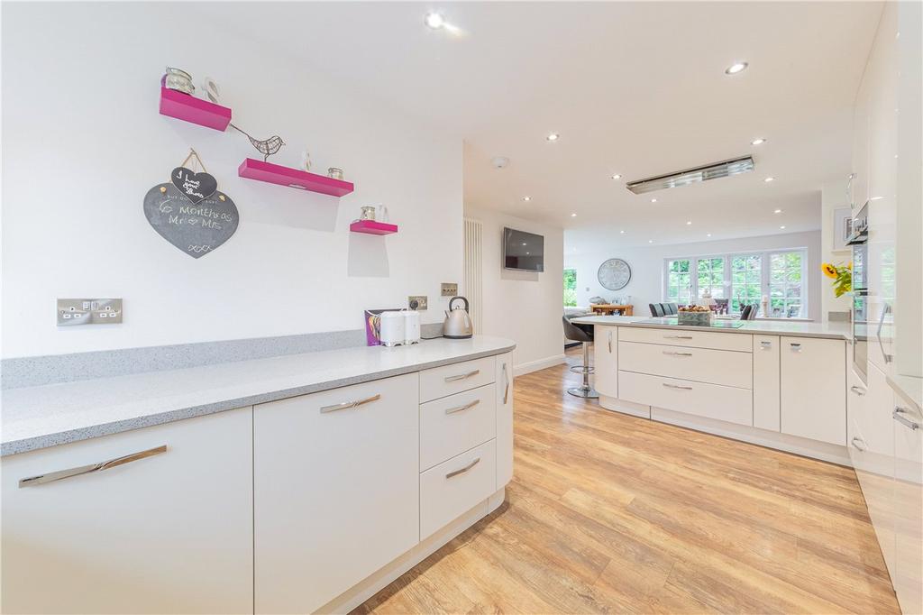 Boswick Lane, Dudswell, Berkhamsted 4 bed detached house £1,050,000