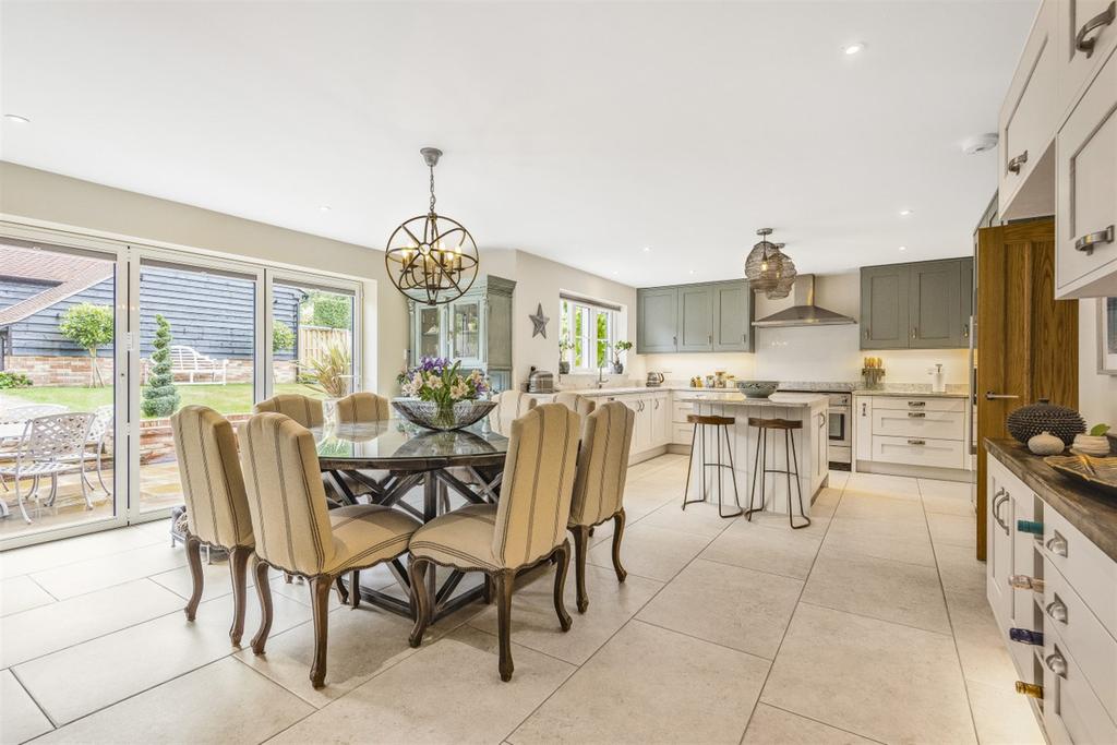 Common Hill, West Chiltington, RH20 4 bed detached house £1,250,000