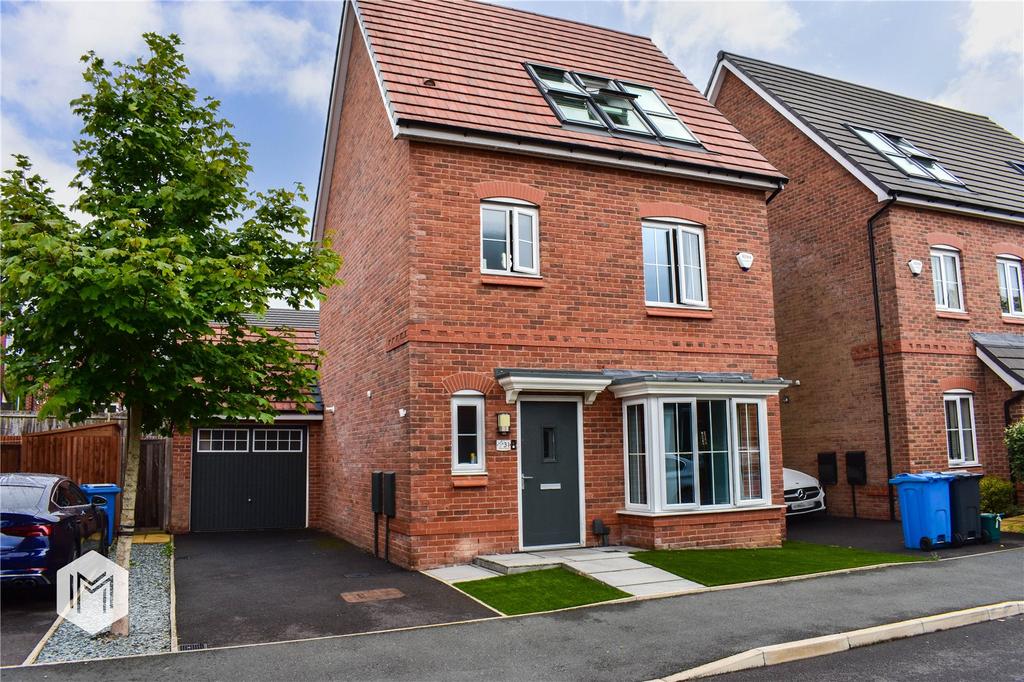Thorne Crescent, Worsley, Manchester... 4 bed detached house £400,000